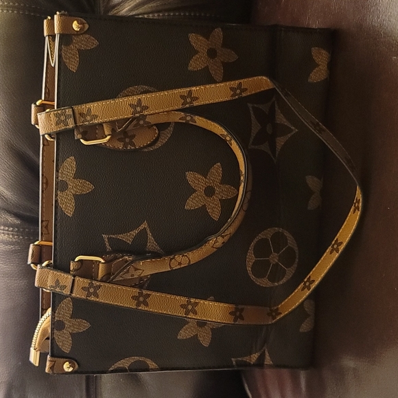 ON THE GO TOTE BAG OTG 2 TONE BROWN BAG - Picture 6 of 11